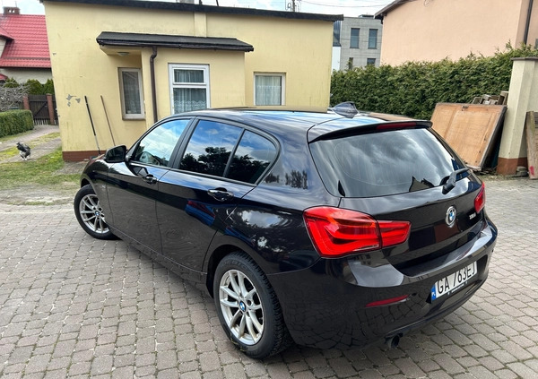 BMW Seria 1 cena 67500 przebieg: 90900, rok produkcji 2017 z Gdynia małe 46